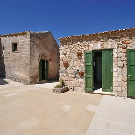 Masseria Pizzofalcone Landhaus